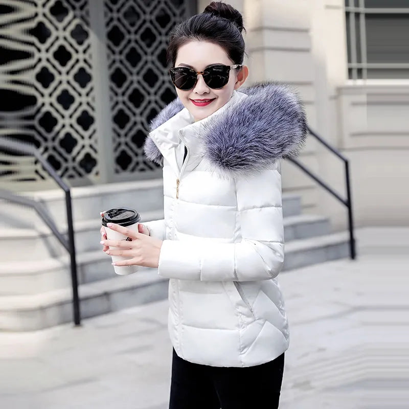 2023 New Women Winter Coat Fake Fur Collar Woman's Parka Short Outwear Warm Down Cotton Jacket Winter Jackets Female Coat Trend